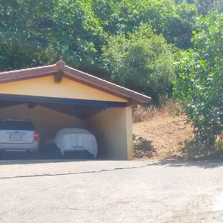 Villacanales Nyaraló *